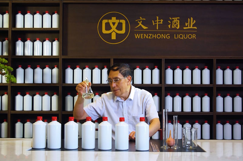 勾兌酒對身體有什么傷害？行業亂象成為了罪魁禍首！